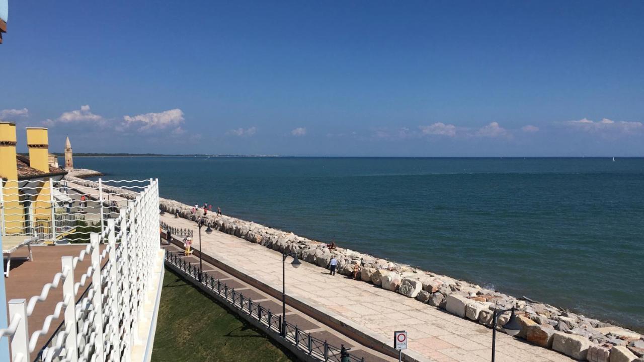 Ca Dell'Angelo - Caorle Aparthotel Exterior foto